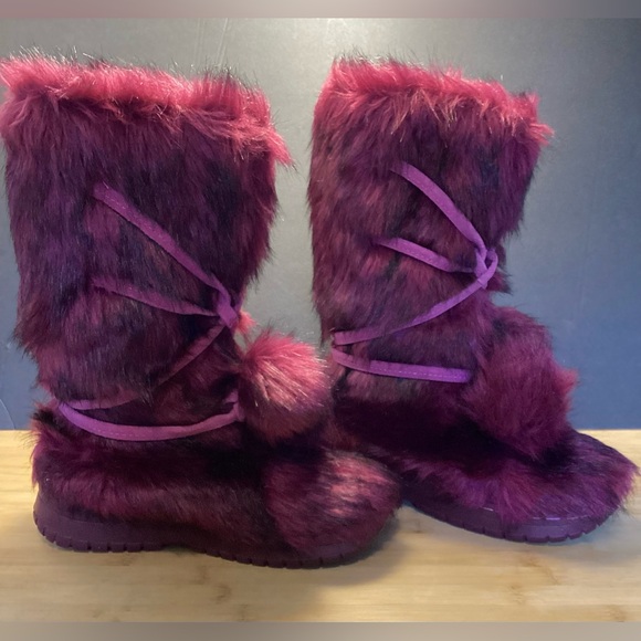 Colin Stuart Fur Boots - Picture 5 of 10